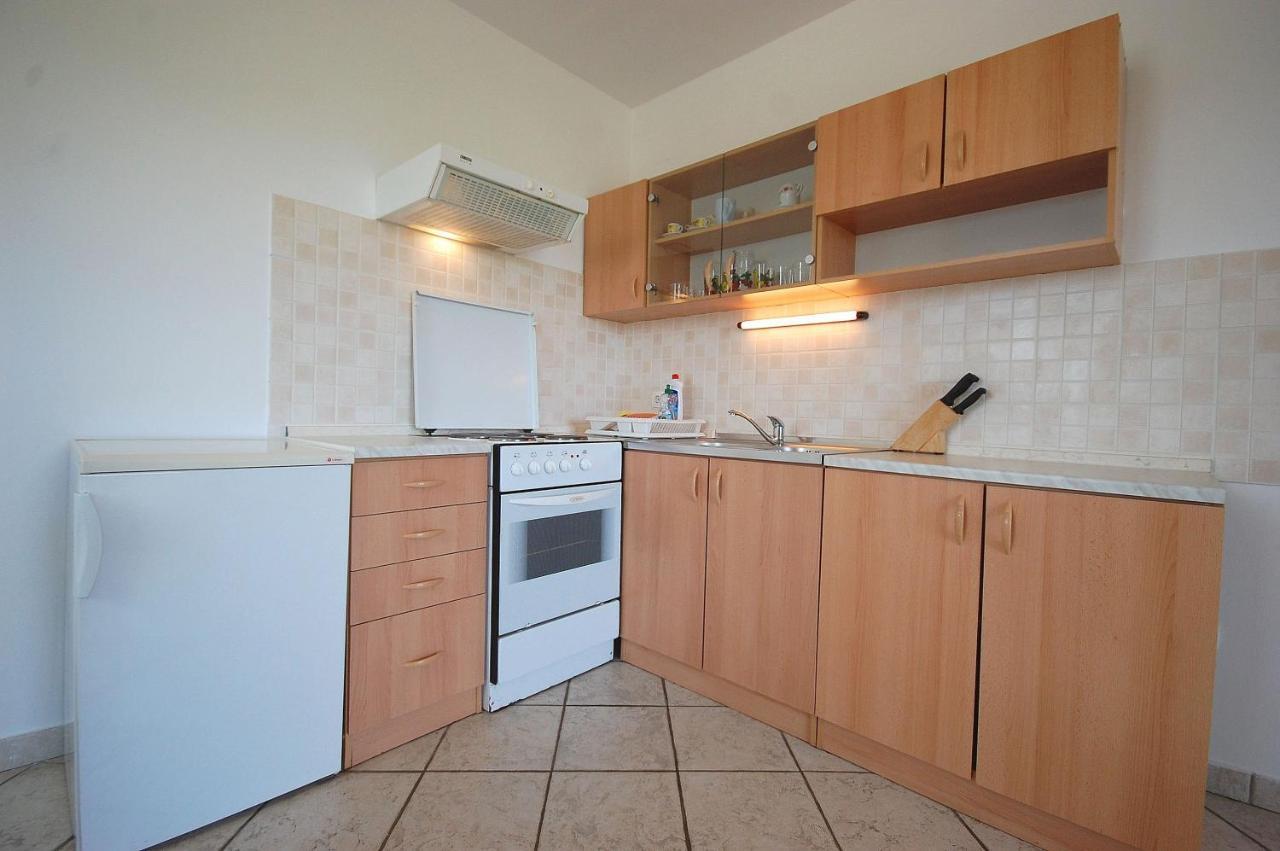 Apartments Novak By El-Pi Tours Malinska Luaran gambar