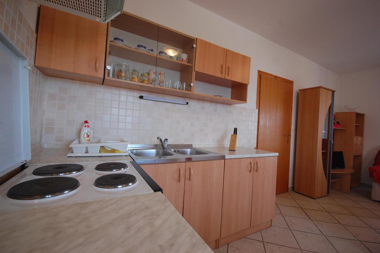 Apartments Novak By El-Pi Tours Malinska Luaran gambar