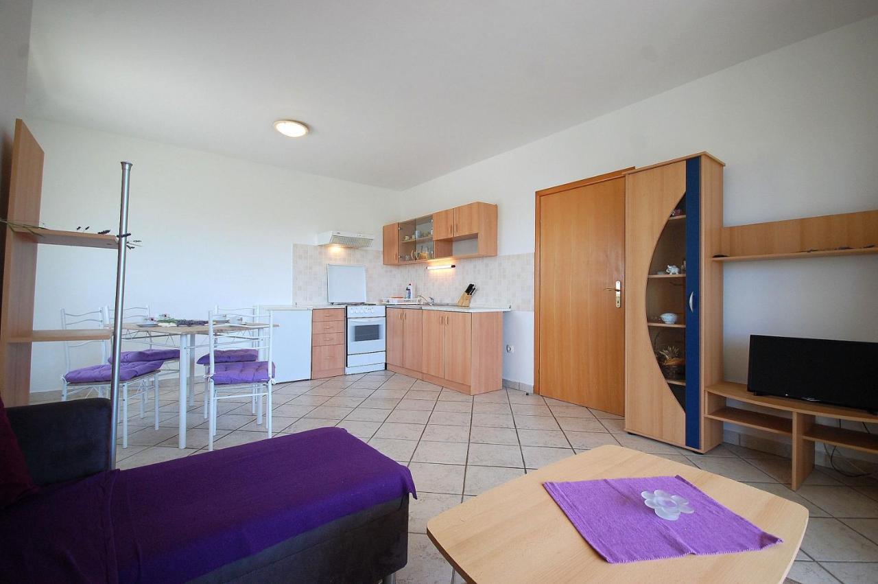 Apartments Novak By El-Pi Tours Malinska Luaran gambar
