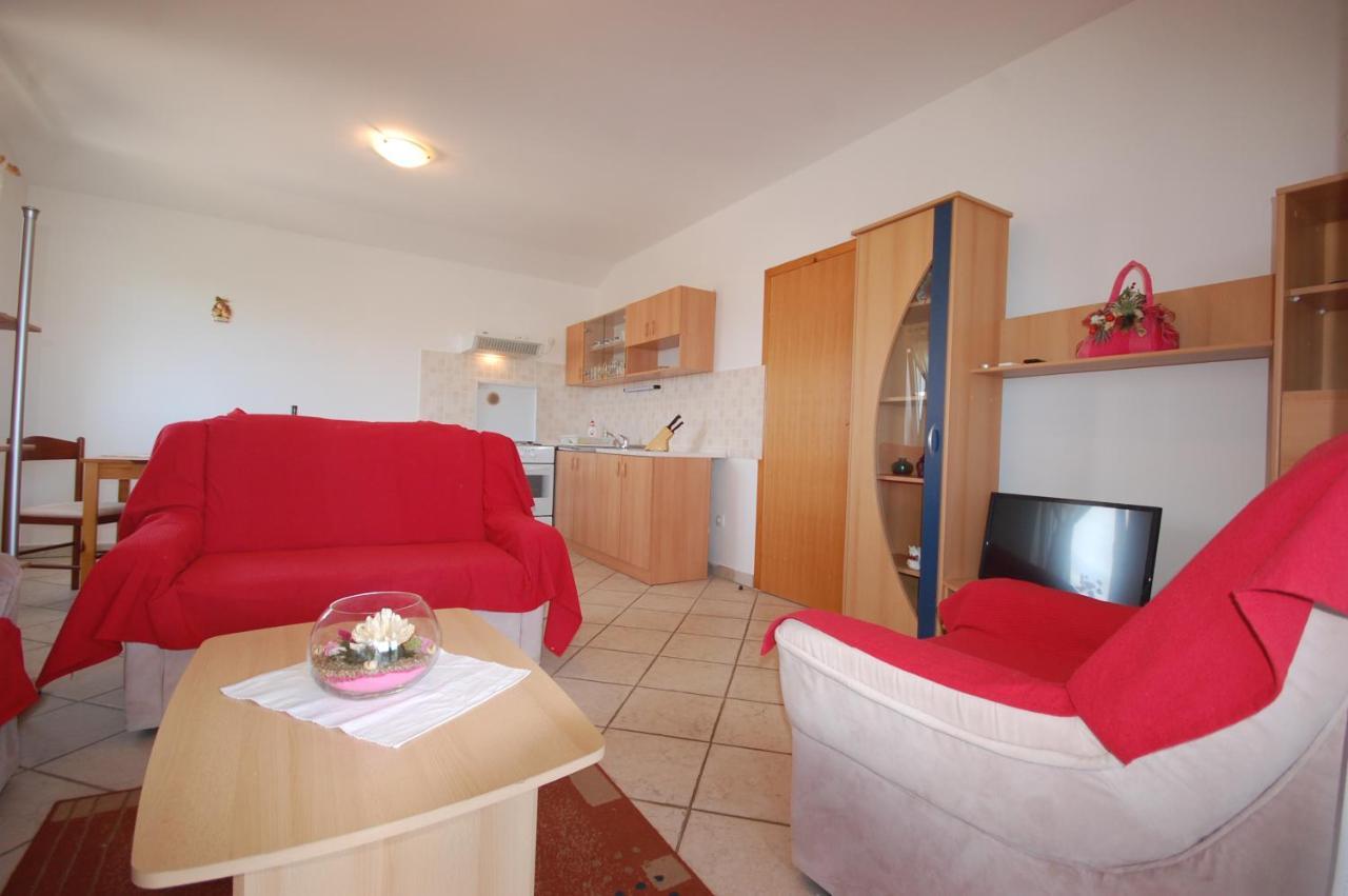 Apartments Novak By El-Pi Tours Malinska Luaran gambar